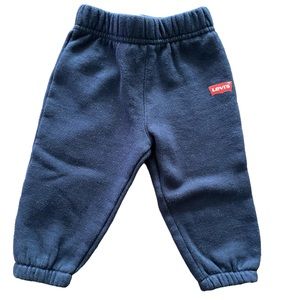 Levi’s baby sweat pants. Size 9 M